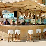 Grenada Апартаменти